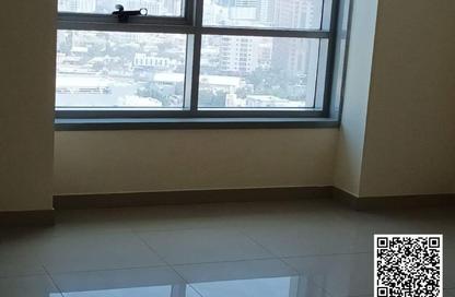 Apartment - 1 Bedroom - 1 Bathroom for rent in Corniche Tower - Ajman Corniche Road - Ajman