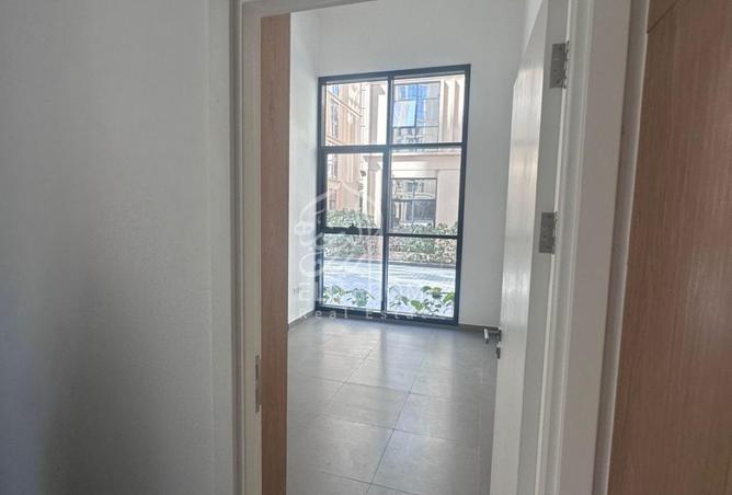 142838917 - Property Image 3
