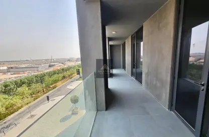 شقة - 2 غرف نوم - 3 حمامات للايجار في الطراز - حي نسيج - الجادة - الشارقة