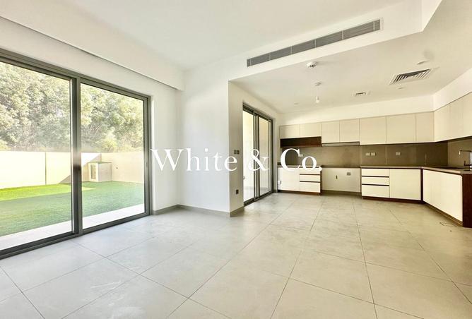 70268894 - صورة العقار 3