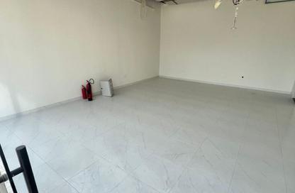 Shop - Studio - 1 Bathroom for rent in New Al Taawun Road - Al Taawun - Sharjah