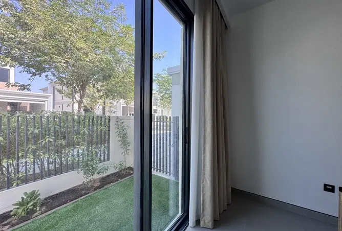165500117 - Property Image 2