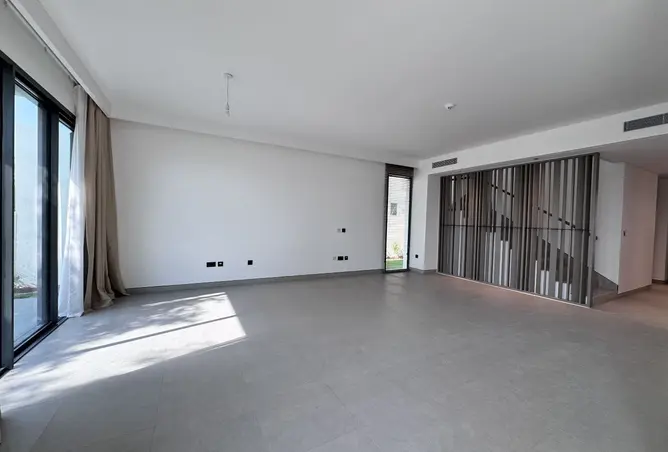 165500117 - Property Image 3
