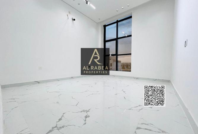 84489817 - Property Image 3
