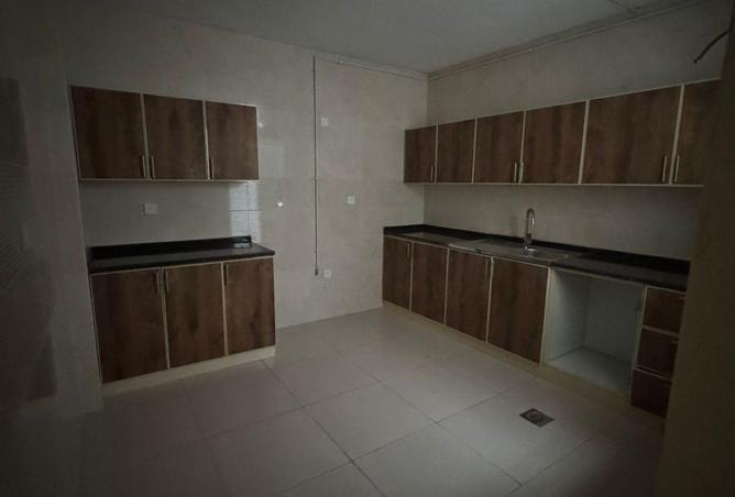 81114989 - Property Image 2