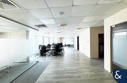Office Space - Studio for rent in The Regal Tower - Business Bay - Dubai