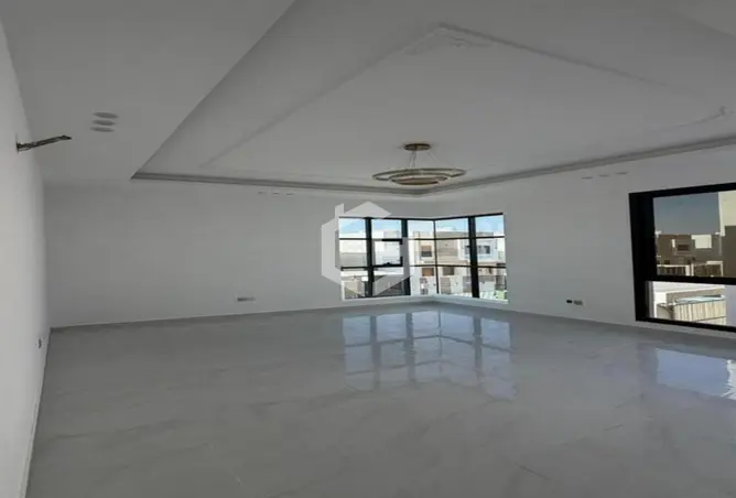 166523015 - Property Image 2