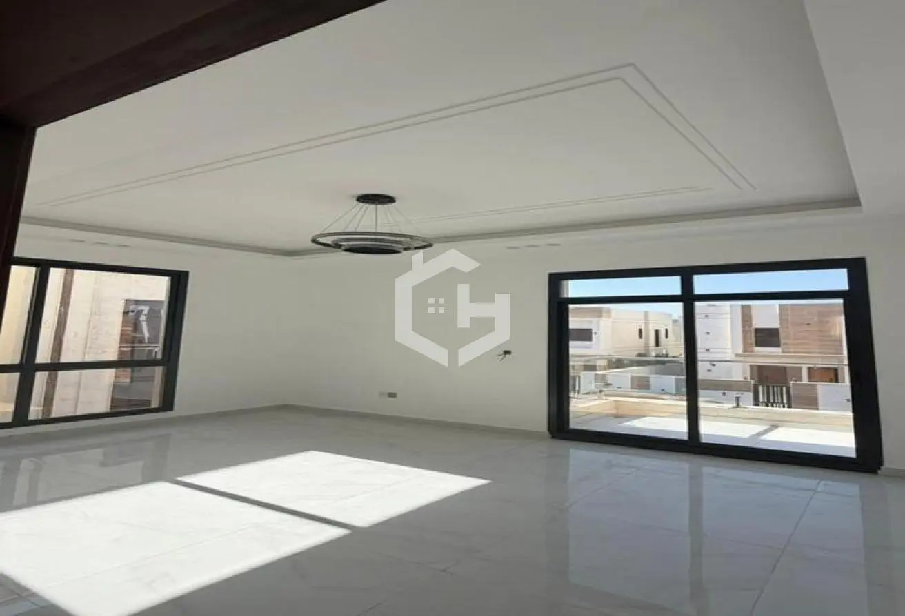 166523015 - Property Main Image