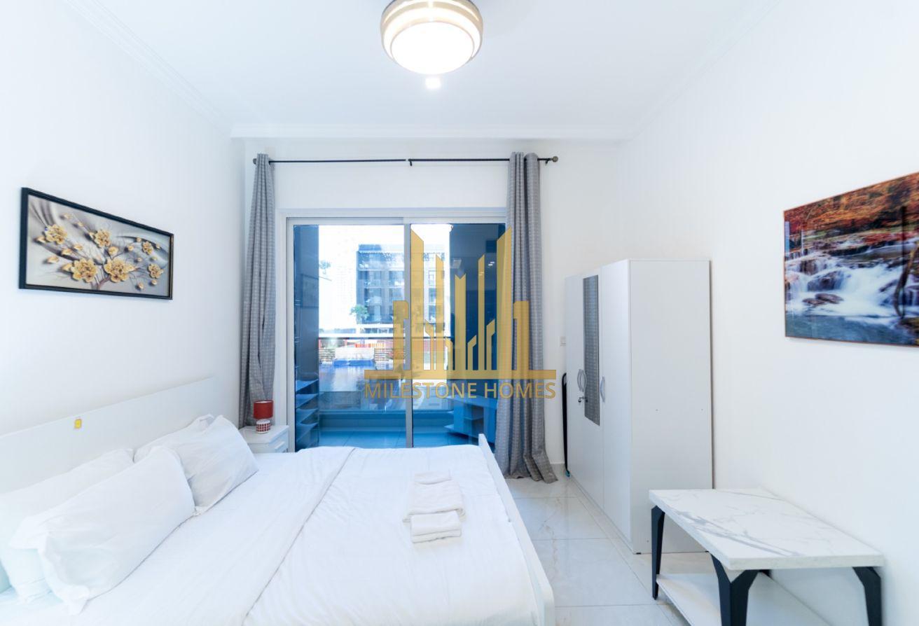 FULLY FURNISHED | POOL VIEW | BEST PRICE photo 3