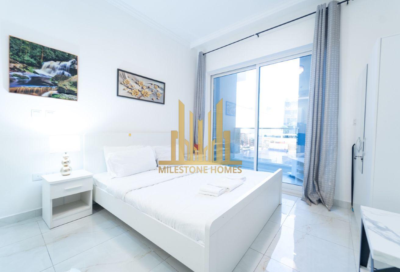 FULLY FURNISHED | POOL VIEW | BEST PRICE photo 2