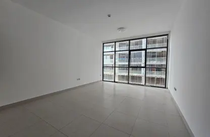 Apartment - 1 Bedroom - 2 Bathrooms for rent in Al Waleed Garden 2 - Al Waleed Garden - Al Jaddaf - Dubai