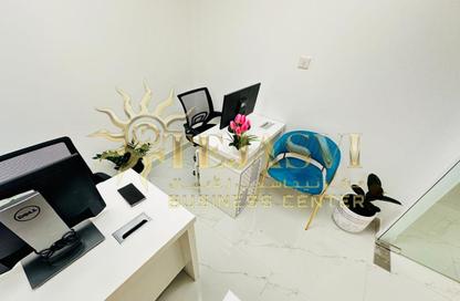 Office Space - Studio - 1 Bathroom for rent in Reem Residency - Al Karama - Dubai