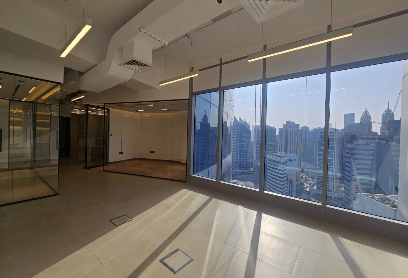Studio office space in I Rise Tower, Barsha Heights (Tecom): 9