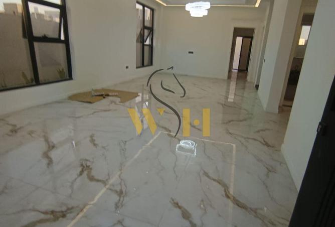 110505400 - Property Image 3
