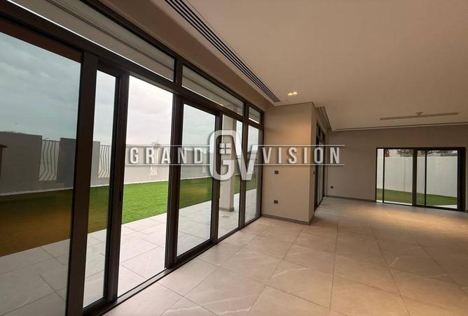 71117522 - Property Image 3