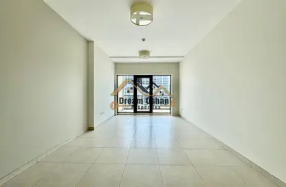 Apartment - 2 Bedrooms - 3 Bathrooms for rent in Al Waleed Garden 1 - Al Waleed Garden - Al Jaddaf - Dubai