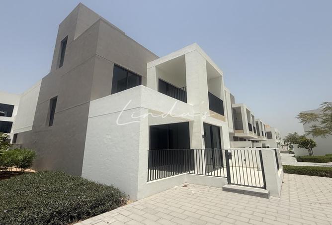 105978402 - Property Main Image