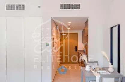 شقة - 1 حمام للبيع في الطراز - حي نسيج - الجادة - الشارقة