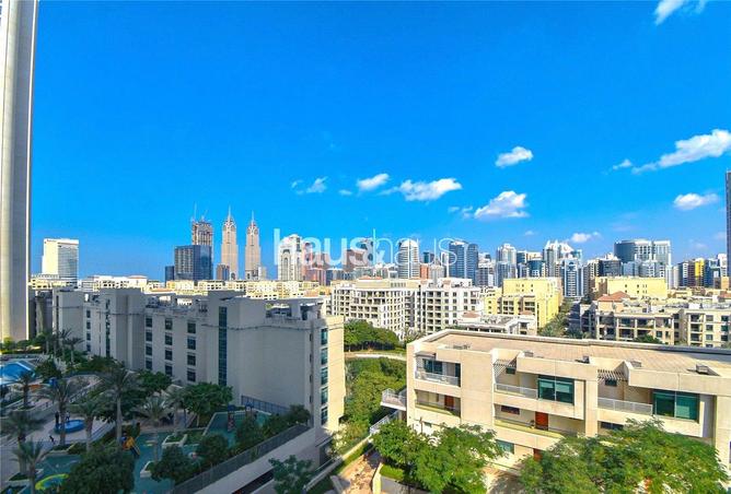 60912105 - Property Main Image