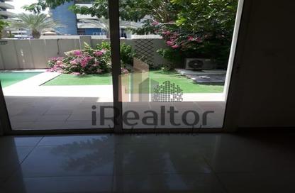Villa - 5 Bedrooms - 6 Bathrooms for rent in Contemporary Style - Al Reef Villas - Al Reef - Abu Dhabi
