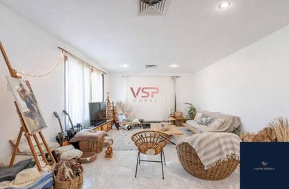 Villa - Studio - 2 Bathrooms for rent in Umm Suqeim 2 Villas - Umm Suqeim 2 - Umm Suqeim - Dubai Villa - Studio - 2 Bathrooms for rent in Umm Suqeim 2 Villas - Umm Suqeim 2 - Umm Suqeim - Dubai