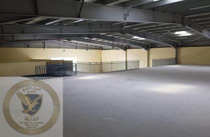 Warehouse - Studio - 2 Bathrooms for rent in Al Sajaa Industrial - Al Sajaa - Sharjah