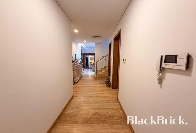 156022987 - Property Image 2