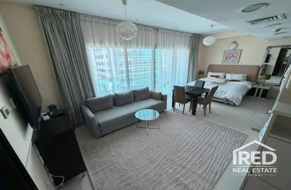 Apartment - 1 Bathroom for rent in The Royal Oceanic - Dubai Marina - Dubai