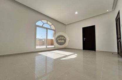 Apartment - 1 Bedroom - 1 Bathroom for rent in Al Mushrif - Abu Dhabi