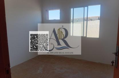 سكن عمال - استوديو - 8 حمامات للايجار في عجمان الصناعية 2 - المنطقة الصناعية - عجمان سكن عمال - استوديو - 8 حمامات للايجار في عجمان الصناعية 2 - المنطقة الصناعية - عجمان