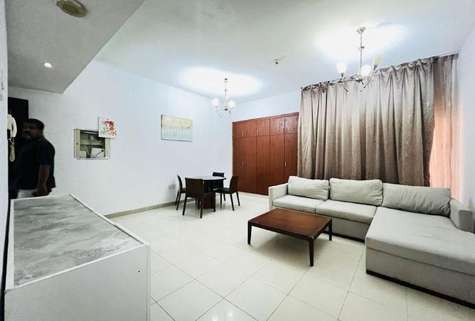 57780123 - Property Image 2