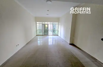 Apartment - 1 Bedroom - 2 Bathrooms for rent in Lake City Tower - JLT Cluster D - Jumeirah Lake Towers - Dubai