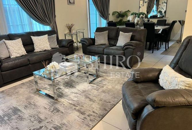 74241708 - Property Image 3