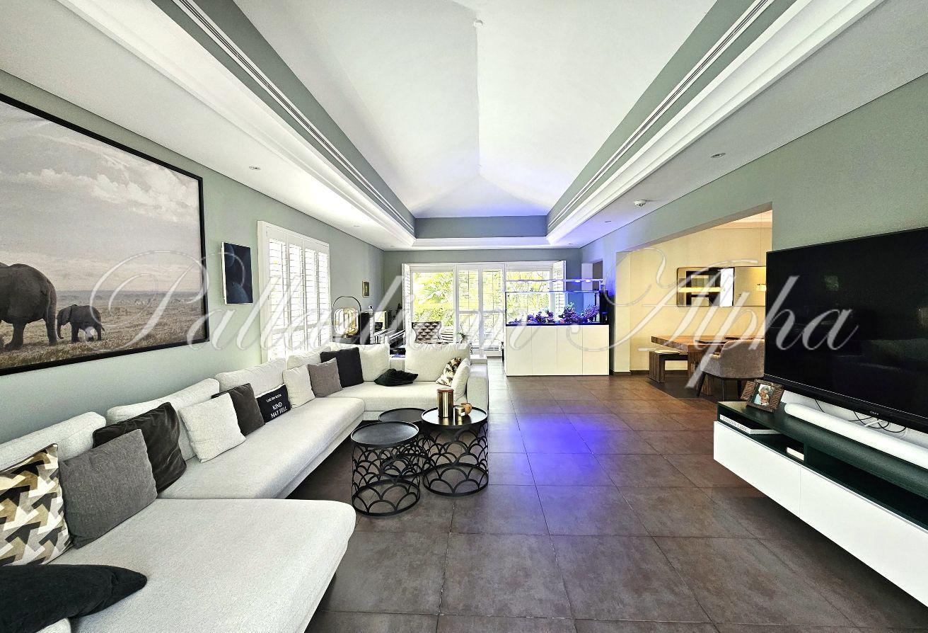Exclusive | Stunning Upgrades | Private Pool photo 6