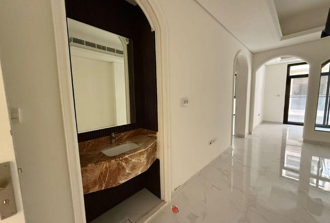 76967640 - Property Main Image