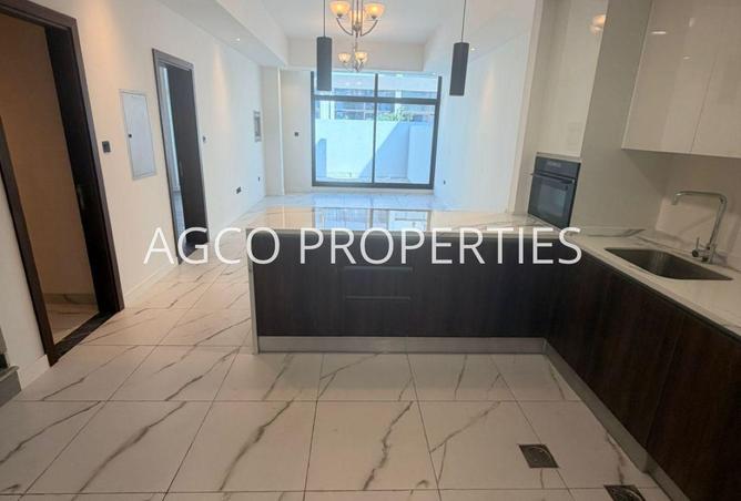 53573742 - صورة العقار 3