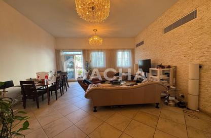 Apartment - 3 Bedrooms - 4 Bathrooms for sale in Dickens Circus 2 - Dickens Circus - Motor City - Dubai
