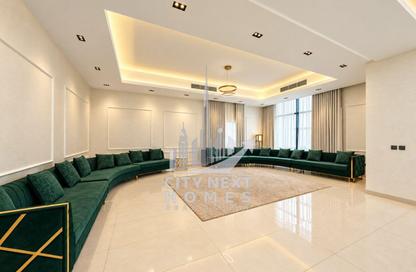 Villa - 6 - 7+ for rent in Al Aweer 1 - Al Aweer - Dubai