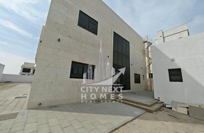 Villa - 6 - 7+ for rent in Al Aweer 1 - Al Aweer - Dubai