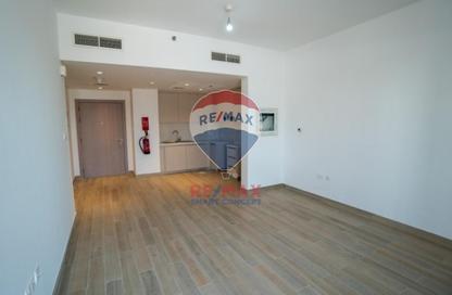 Apartment - 1 Bedroom - 1 Bathroom for rent in Waters Edge - Yas Island - Abu Dhabi