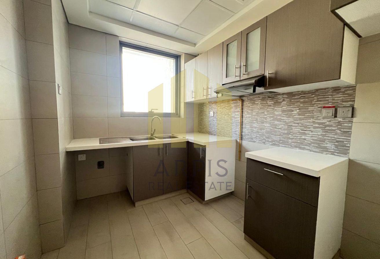 Modern 1BR | Balcony | Walk to Metro Station photo 4