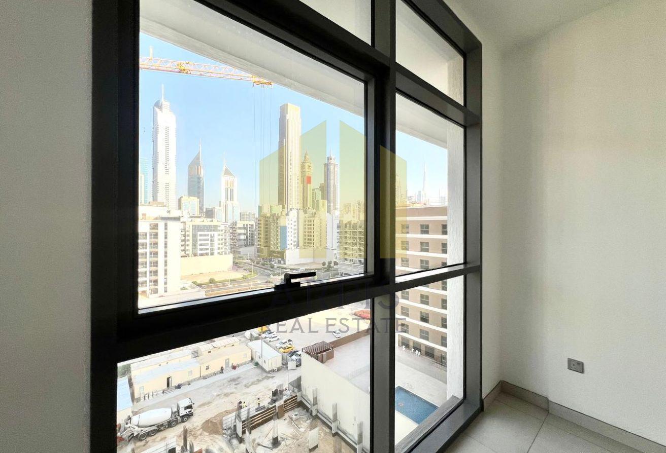 Modern 1BR | Balcony | Walk to Metro Station photo 10