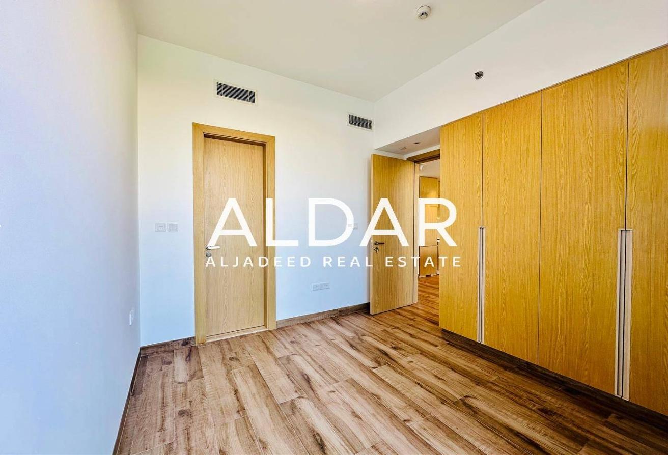 Brand New | Park View | Fitted Kitchen | Spacious photo 5