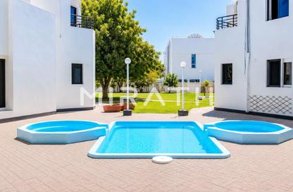 Villa - 4 Bedrooms - 4 Bathrooms for rent in Umm Suqeim 1 Villas - Umm Suqeim 1 - Umm Suqeim - Dubai Villa - 4 Bedrooms - 4 Bathrooms for rent in Umm Suqeim 1 Villas - Umm Suqeim 1 - Umm Suqeim - Dubai