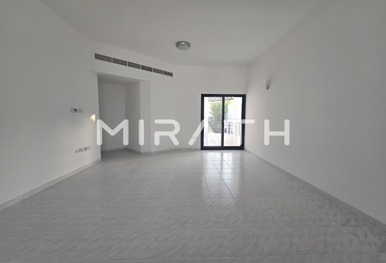 SPACIOUS VILLA WITH PRIVATE GARDEN & POOL photo 11