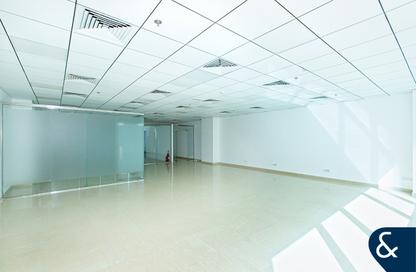 Office Space - Studio for sale in Bay Square Building 2 - Bay Square - Business Bay - Dubai