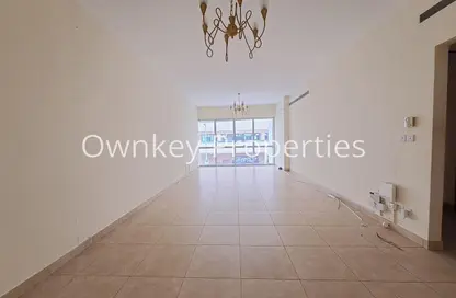 Apartment - 2 Bedrooms - 3 Bathrooms for rent in Mankhool Building - Mankhool - Bur Dubai - Dubai