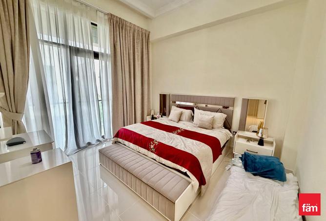 94025436 - Property Image 3