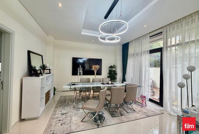 94025436 - Property Main Image