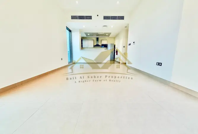 132482400 - Property Image 3
